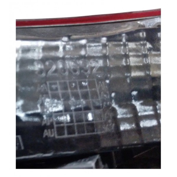 Lanterna Traseira Direita S/led Onix 2020/24 Original Usado