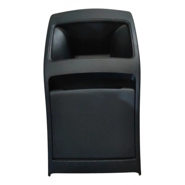 Moldura Console Central E Tomada 12v Mercedes Gla 200 2019