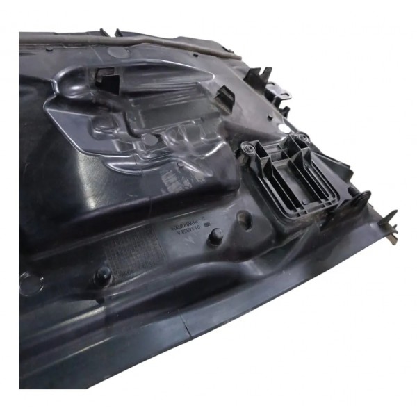 Compartimento Motor Isolamento Mercedes Benz Glc 300 2023