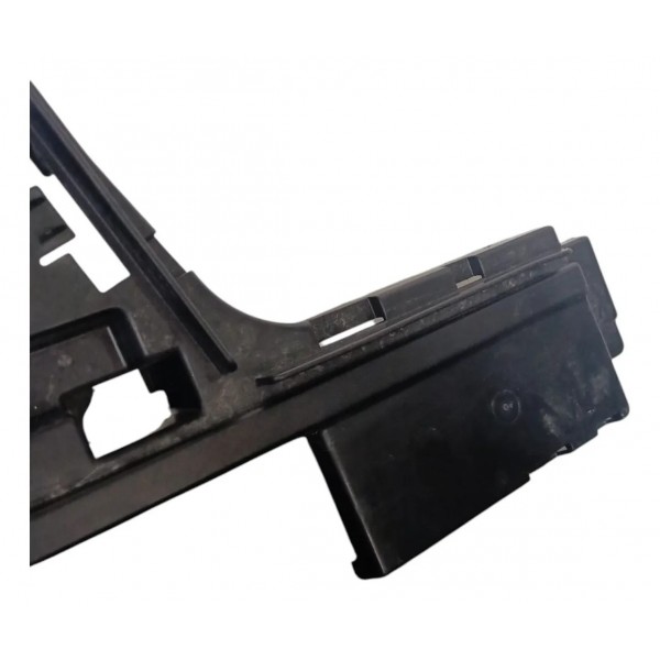 Acabamento Porta-malas Esquerdo Mercedes Glc 300 2023