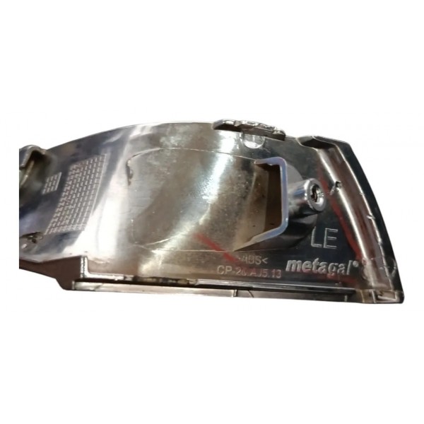 Moldura Braço Retrovisor Esquerdo Jeep Commander 2022