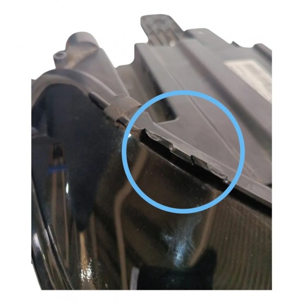 Farol Direito Rampage 2023 2024