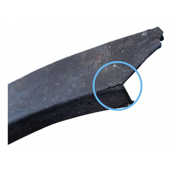 Moldura Paralama Dianteira Direta Mercedes Glc 300 2023