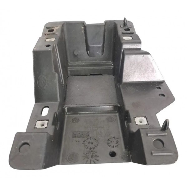 Suporte Farol Milha Esquerdo Ram 2500 2019 A 2024