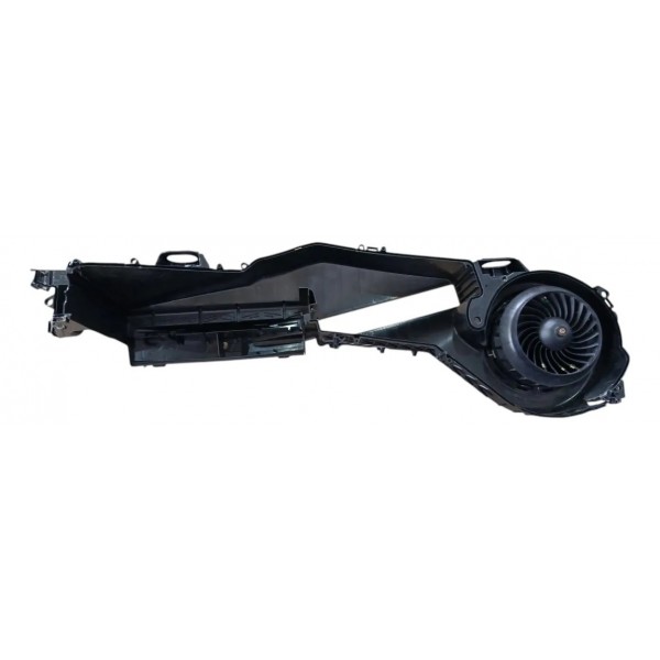 Acabamento Caixa Evaporadora C/motor Mercedes  Glc 300 2023