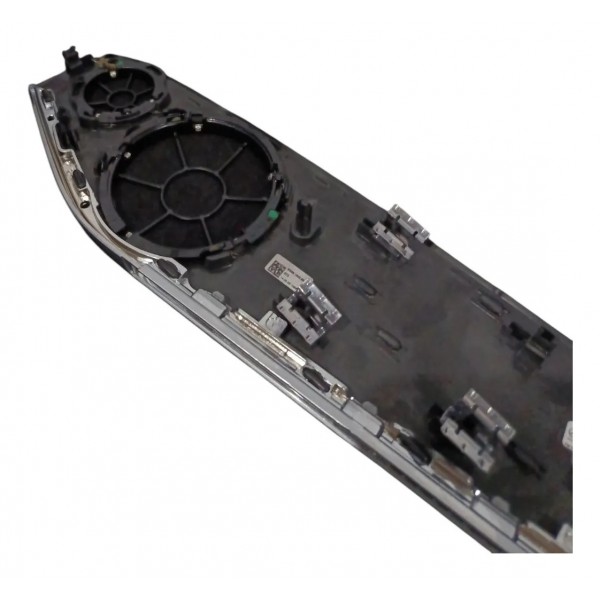 Moldura Porta Traseira Esquerda Mercedes Glc 300 2023