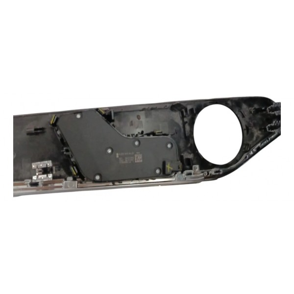 Moldura C/botão Porta Dianteira Direita Mercedes Glc 300 23