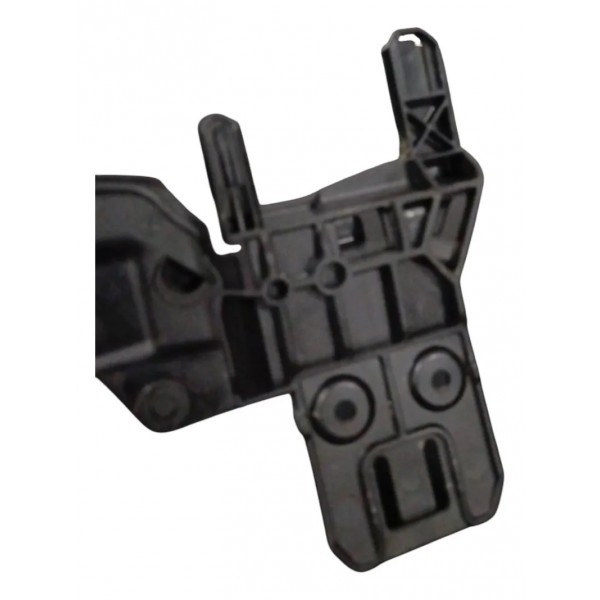 Suporte Fechadura Porta Dianteira Direta Mercedes Glc 300 23