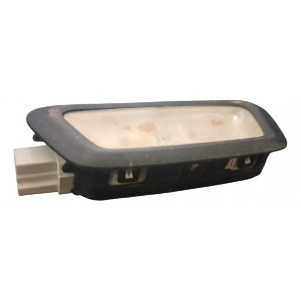 Luz Cortesia Coluna Traseira Esquerda Glc250 2016/2018