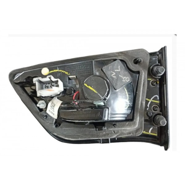 Lanterna Tampa Traseira Jeep Compass Esquerda 2016-21 Esquerdo/motorista