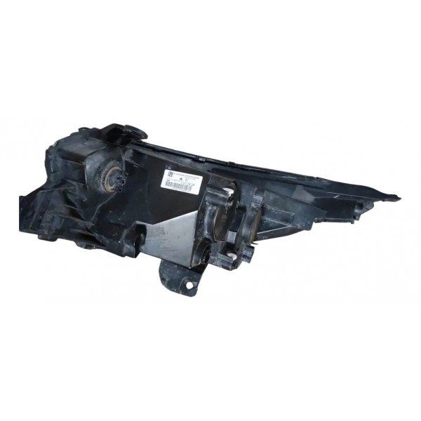 Farol Dianteiro Direito Com Led Fiat Argo 2018 - 2025 Direito/passageiro