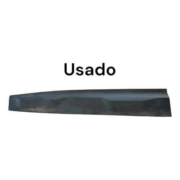 Aplique Friso Porta Dianteira Esquerda Gm Tracker 2020 2024