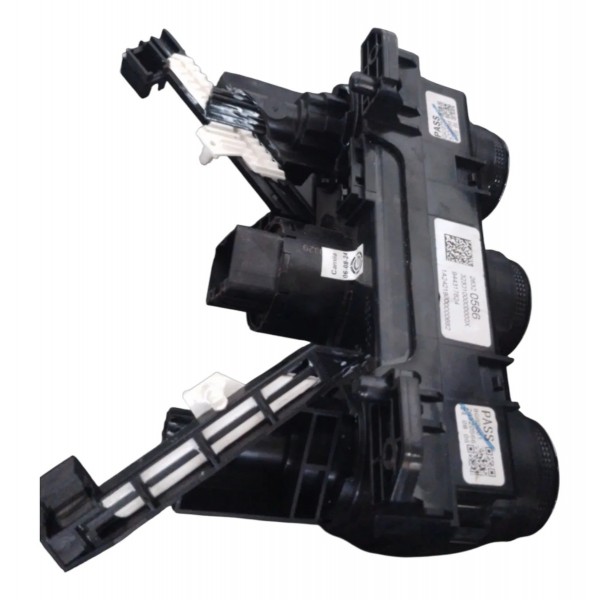 Comando Ar Condicionado Tracker 2021-2023