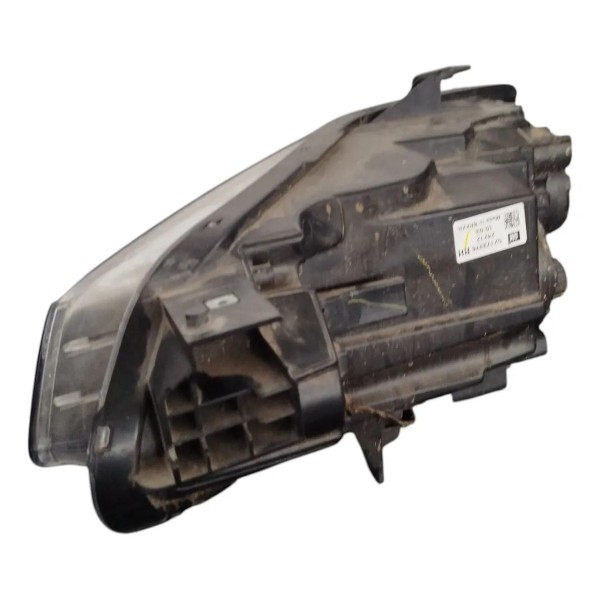 Farol Direito Gm Chevrolet Tracker 2020 A 2024 Original