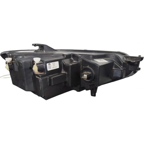 Farol Chevrolet Tracker Esquerdo 20/24 Esquerdo/motorista Esquerdo/motorista