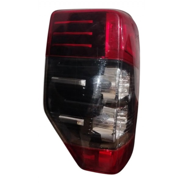 Lanterna Esquerda Mitsubishi L200 Triton 2023 2024 Detalhes