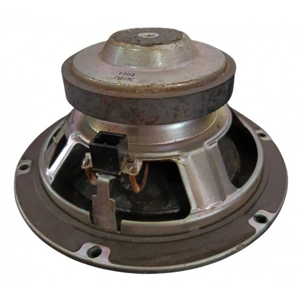 Subwoofer Beats Traseiro Jeep Compass 2024
