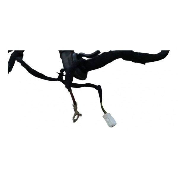 Chicote Direito Tampa Traseira Chery Tiggo 8 2023