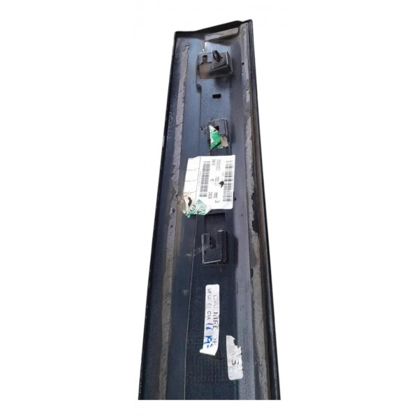 Friso Porta Dianteira Esquerda Ram Rampage Laramie 2024