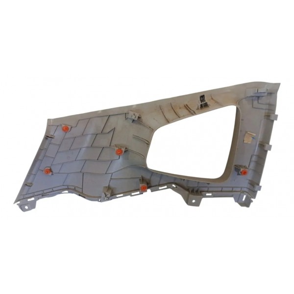 Acabamento Lateral Direita Porta-malas Chery Tiggo 7 Pro 24