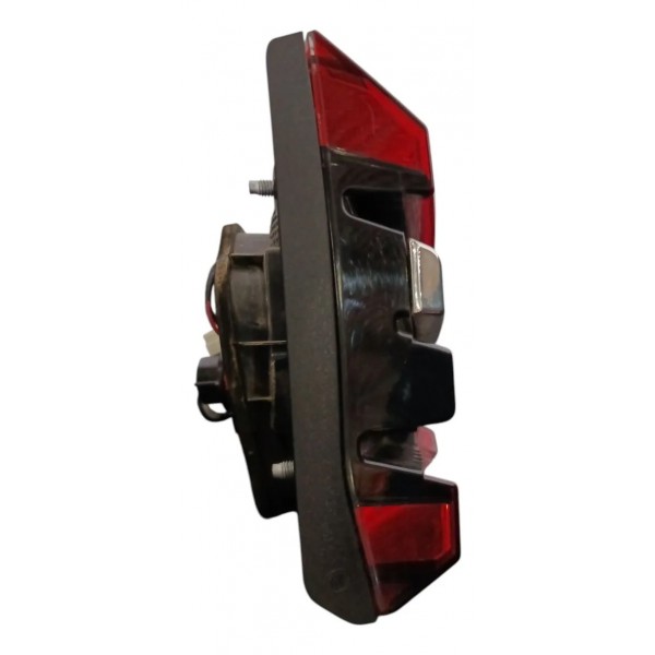 Lanterna Tampa Traseira Esquerda Chery Tiggo 5x 2024 Esquerdo/motorista